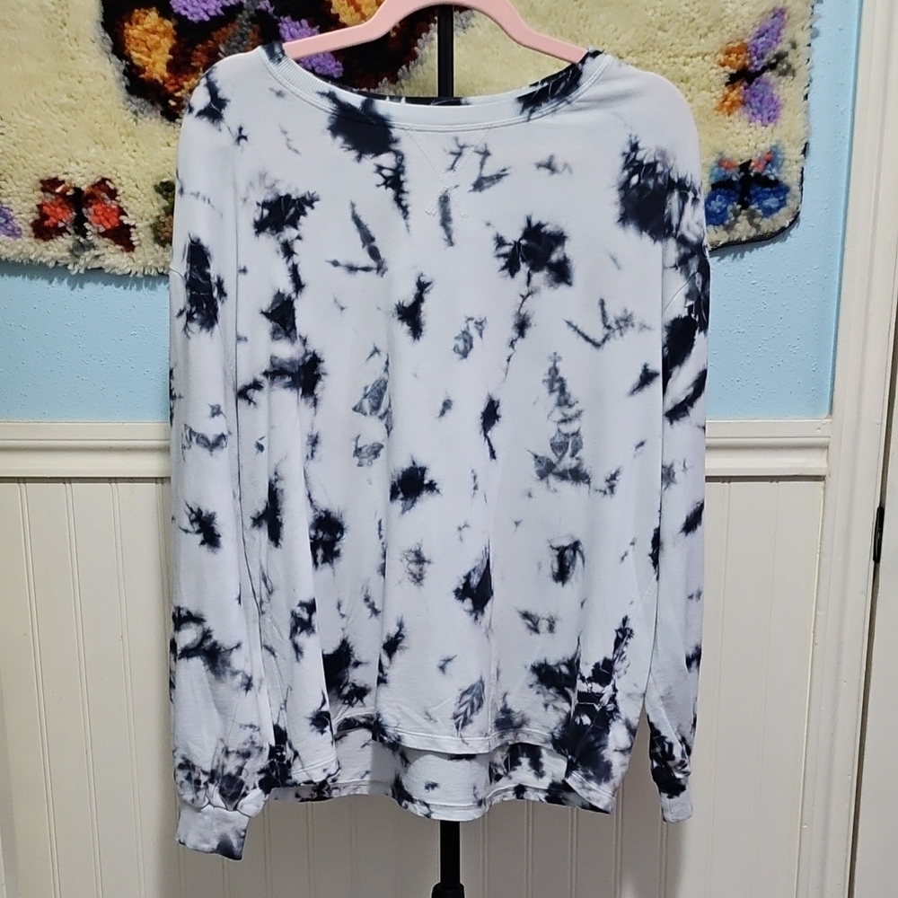 C&C California Black and White Relaxed Sweatshirt